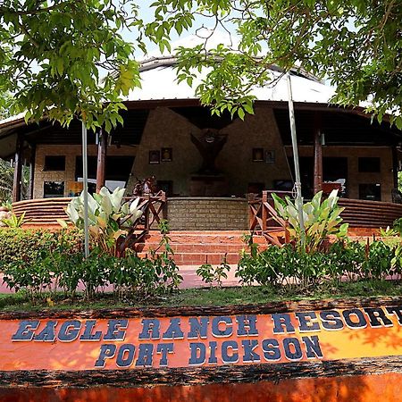 Eagle Ranch Resort Port Dickson Extérieur photo