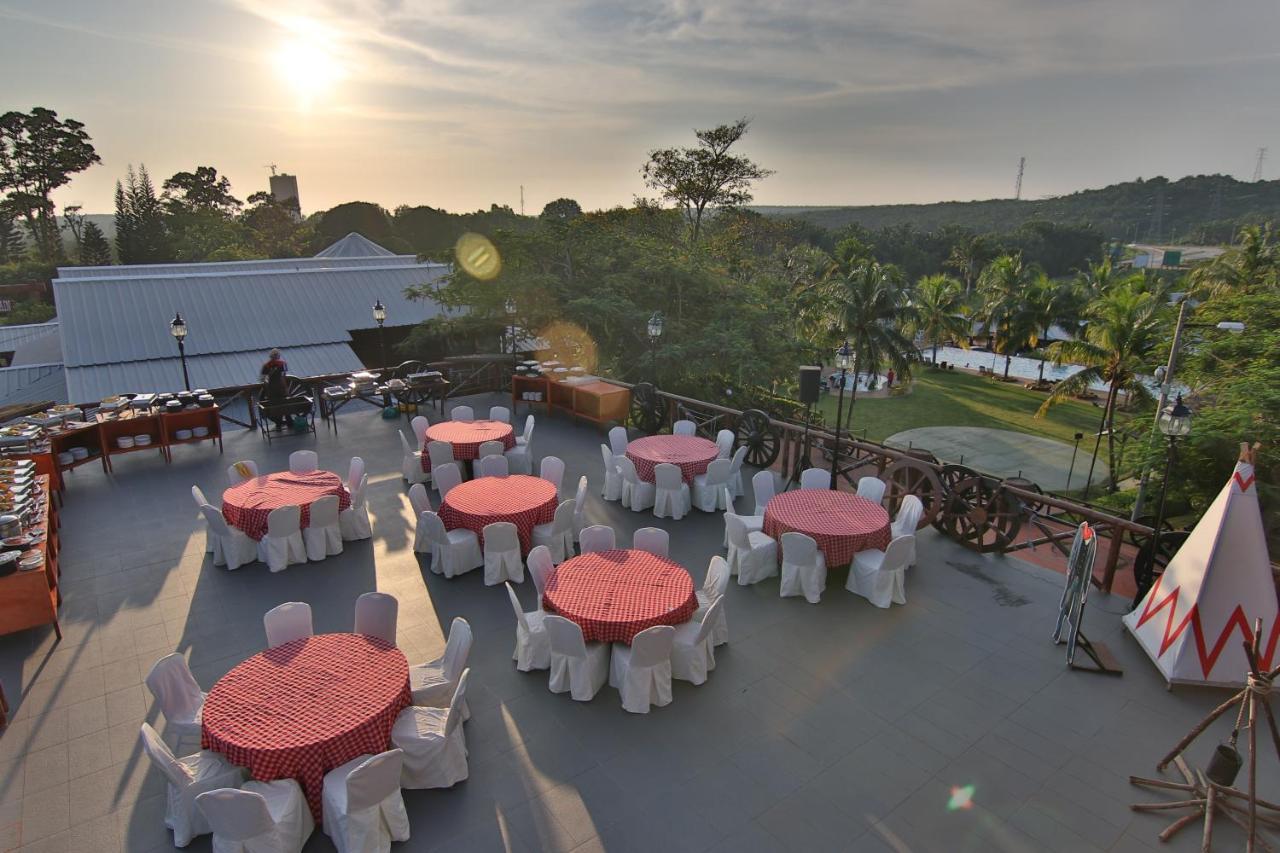 Eagle Ranch Resort Port Dickson Extérieur photo