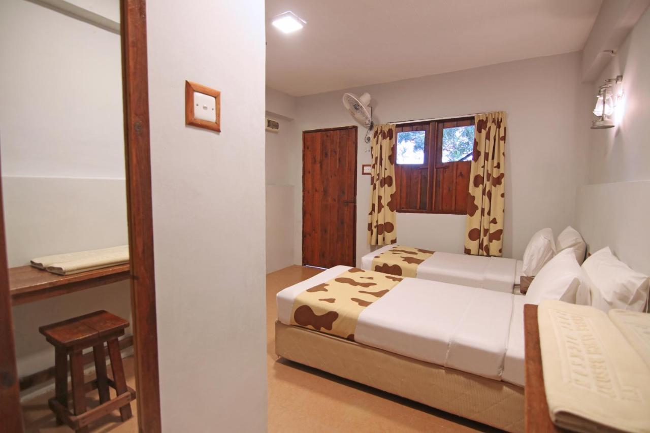 Eagle Ranch Resort Port Dickson Extérieur photo